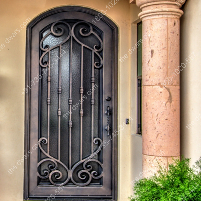 single entrance door